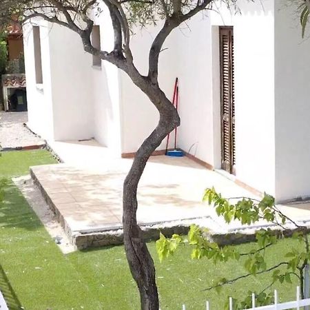 Comoda Villetta Con Giardino San Teodoro  Luaran gambar